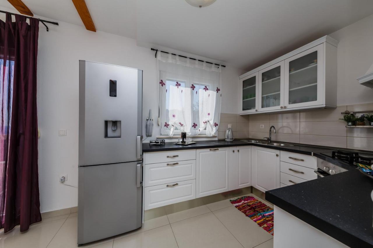 Villa Luana Vis Esterno foto